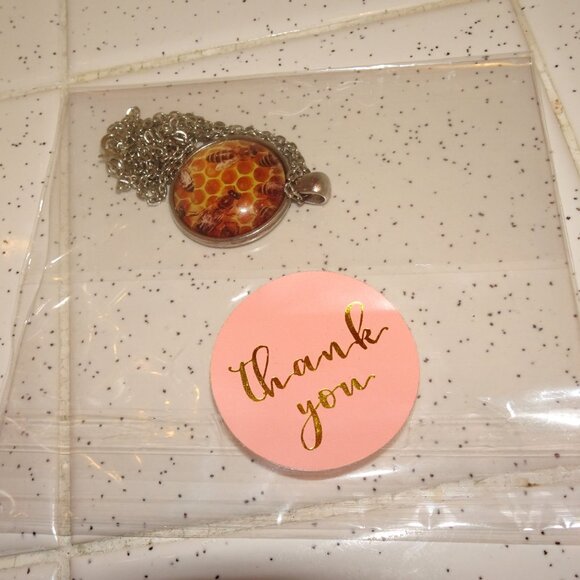 Vintage Honey Bee & Hive Necklace Pendant nature lover boho hippie retro chain - Picture 13 of 14